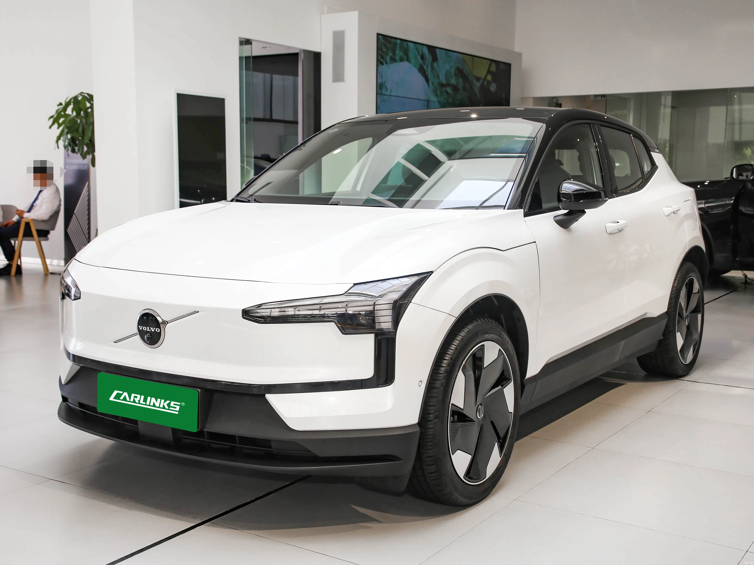 Volvo EX30